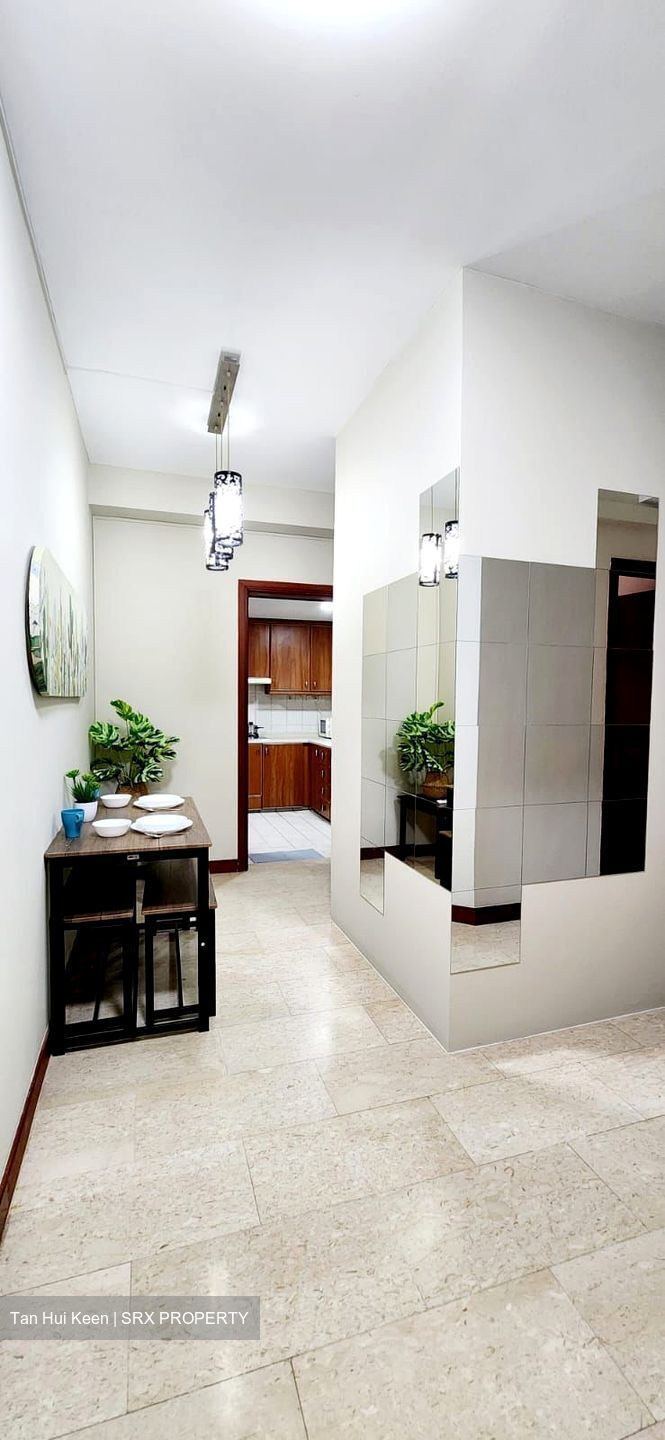 The Mayfair (D22), Condominium #451929171